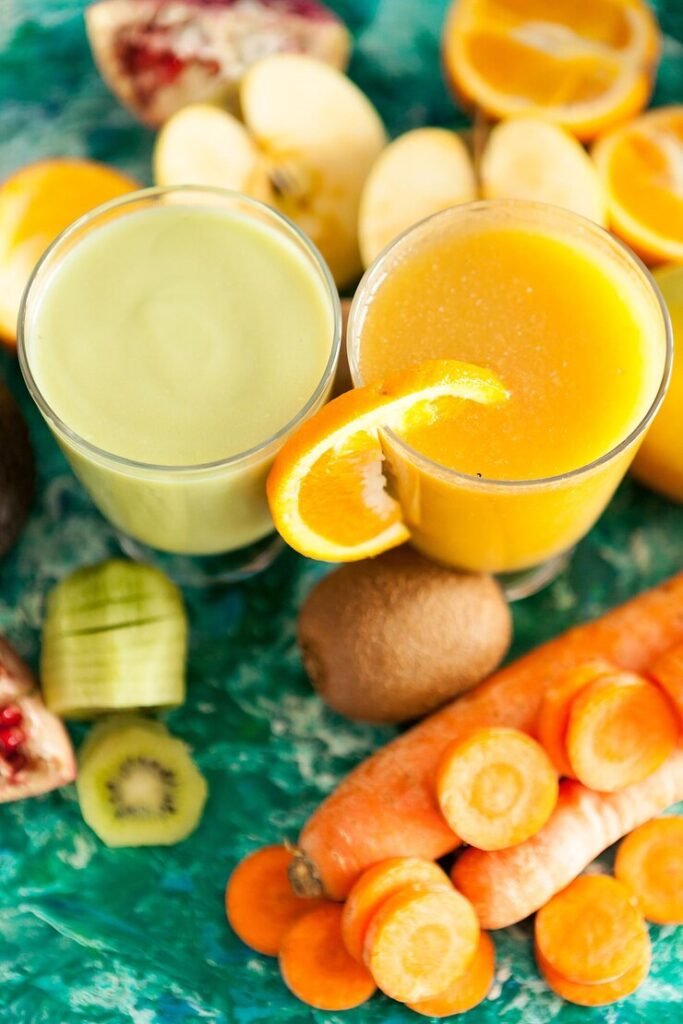 7 Incredible Benefits of Drinking Vegetable Juice1