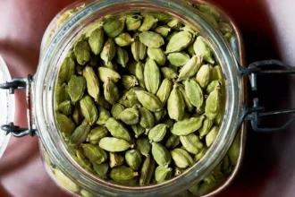 Why You Should Eat Two Cardamom Every Day